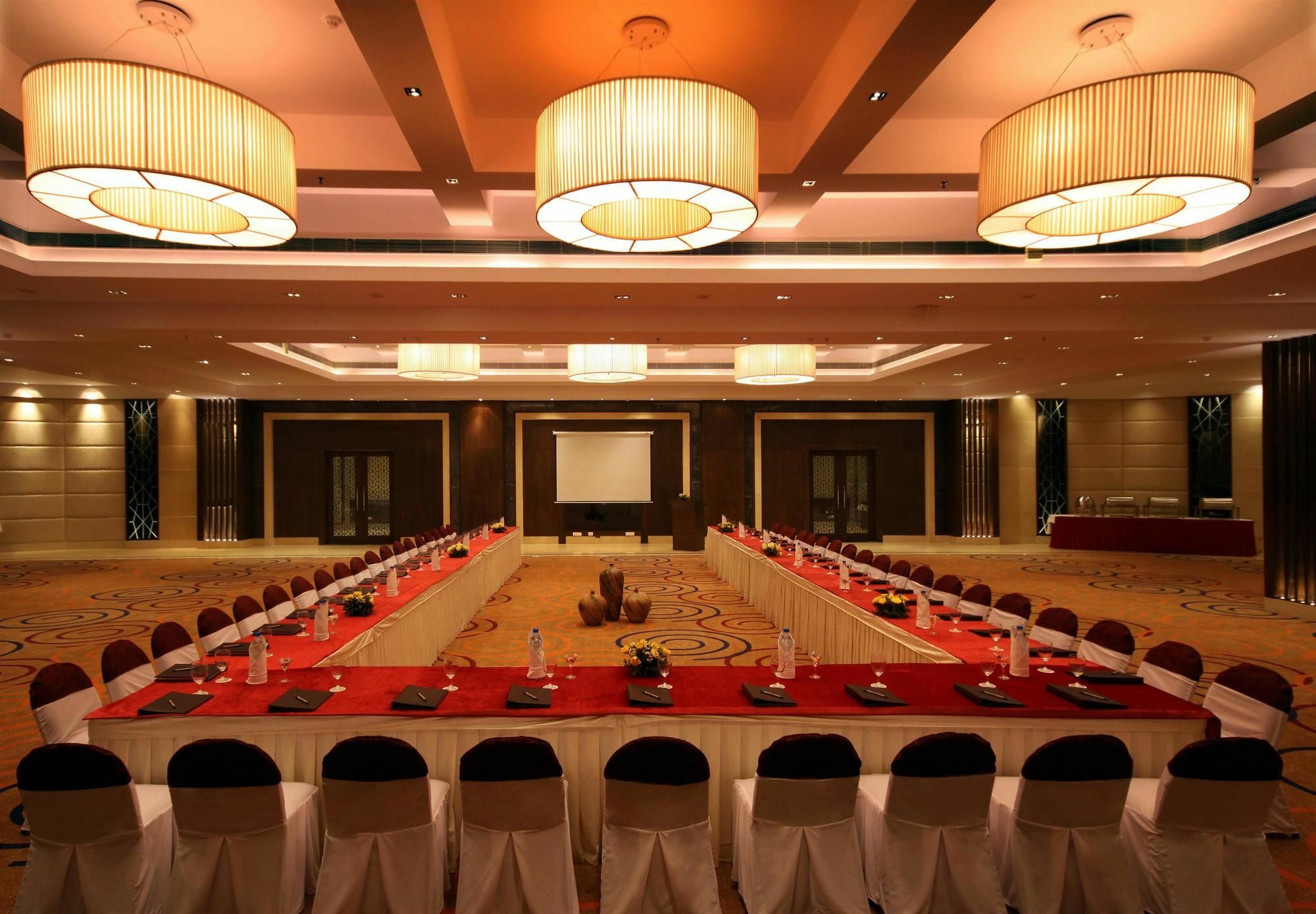 Golden Tulip Chandigarh, Panchkula Εξωτερικό φωτογραφία